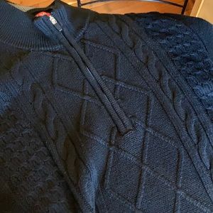 Men’s Izod new sweater